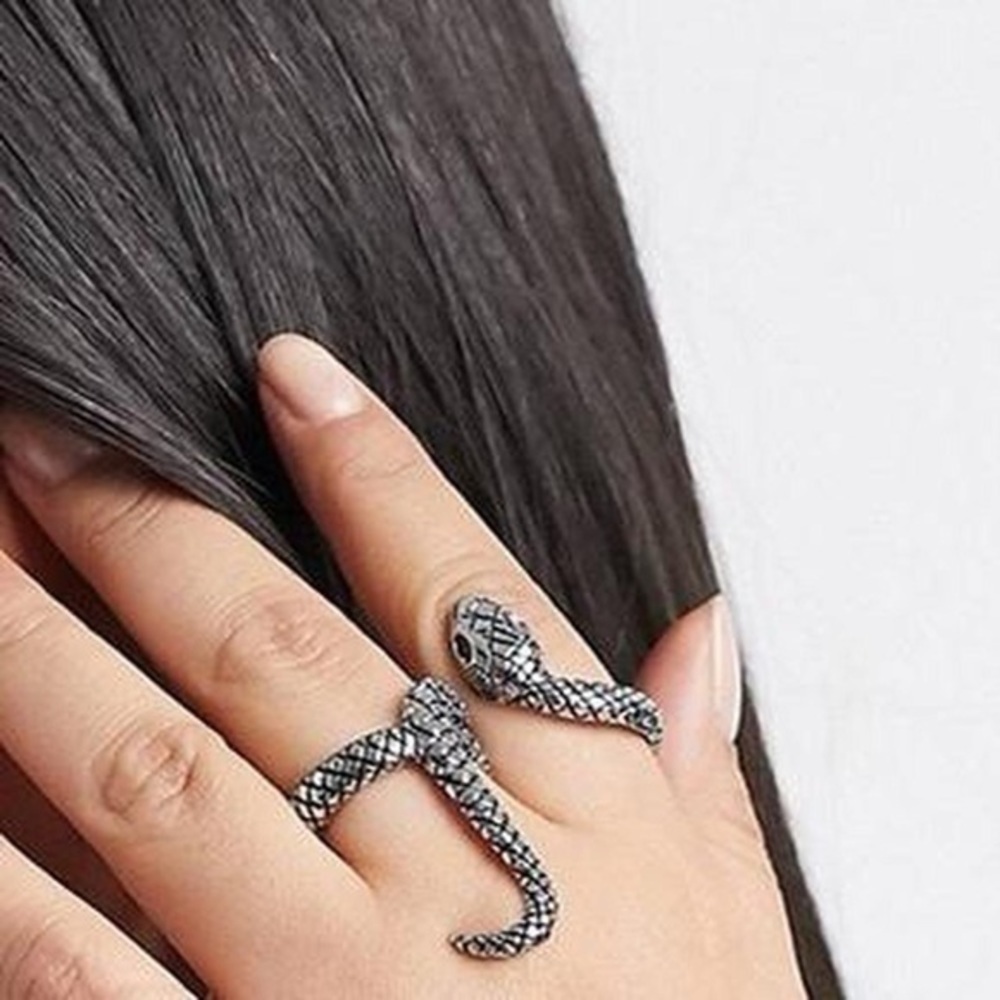Snake Double Ring - Picture 4 of 4
